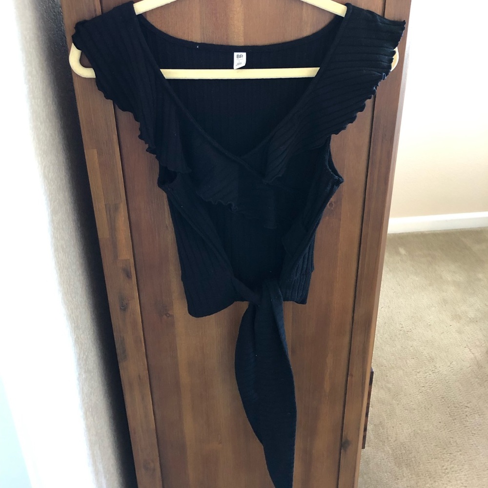 BP Front-tie Crop Top